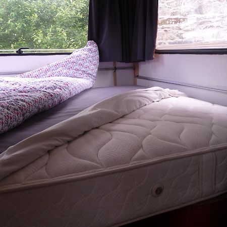 Bretagne Chambre D'Hotes Suite 53M2 Et Caravane Vintage Avec Cuisine Et Salle De Bains Privees Brittany B&B 53M2 Suite And Vintage Caravan Glamping With Private Kitchen And Bathroom Pleumeur-Gautier 外观 照片