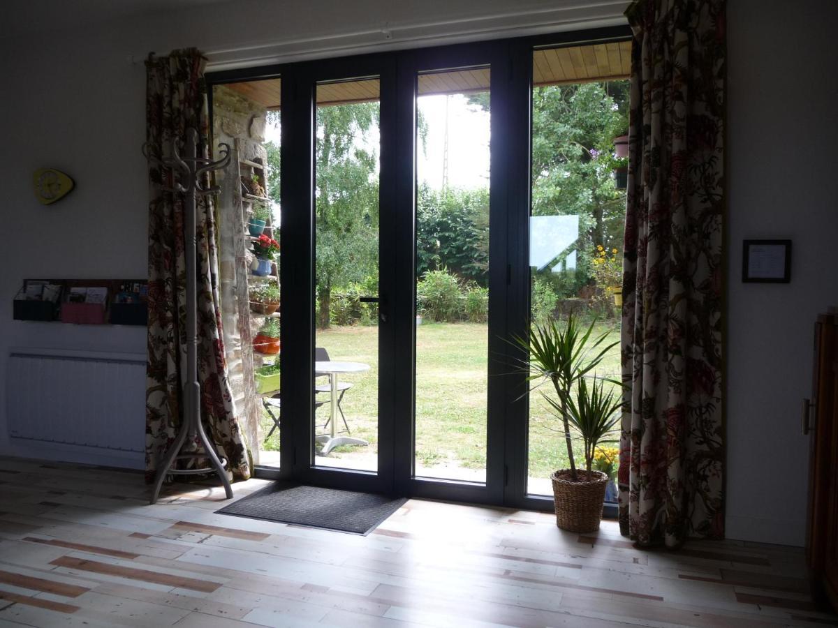 Bretagne Chambre D'Hotes Suite 53M2 Et Caravane Vintage Avec Cuisine Et Salle De Bains Privees Brittany B&B 53M2 Suite And Vintage Caravan Glamping With Private Kitchen And Bathroom Pleumeur-Gautier 外观 照片