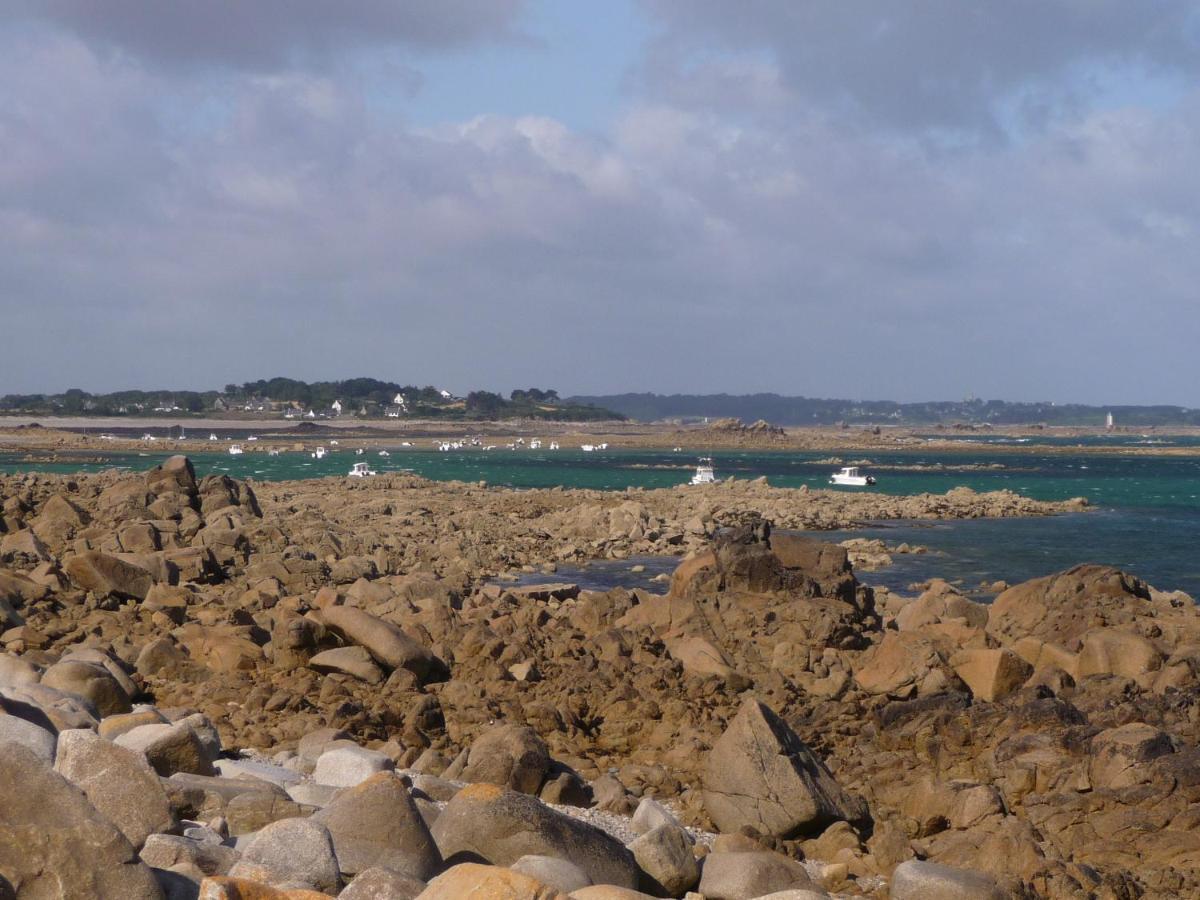 Bretagne Chambre D'Hotes Suite 53M2 Et Caravane Vintage Avec Cuisine Et Salle De Bains Privees Brittany B&B 53M2 Suite And Vintage Caravan Glamping With Private Kitchen And Bathroom Pleumeur-Gautier 外观 照片