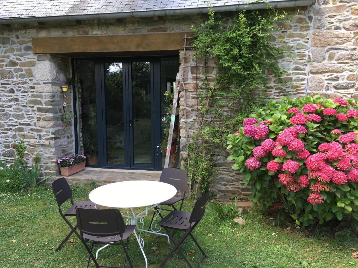 Bretagne Chambre D'Hotes Suite 53M2 Et Caravane Vintage Avec Cuisine Et Salle De Bains Privees Brittany B&B 53M2 Suite And Vintage Caravan Glamping With Private Kitchen And Bathroom Pleumeur-Gautier 外观 照片